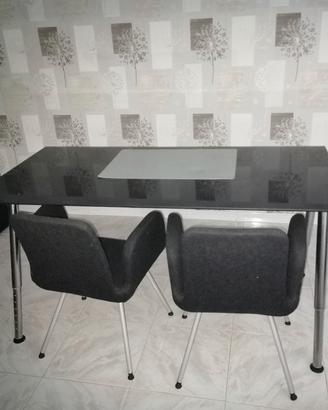 Scrivania in cristallo con due poltrone