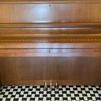 Pianoforte verticale Kawai