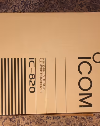 Ricetrasmettitori HF e V/UHF ICOM
