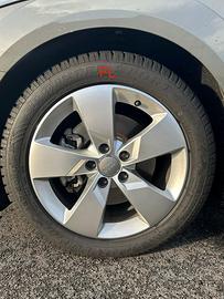 Set cerchi 17” Audi 5x112 gomme invernali ottimi