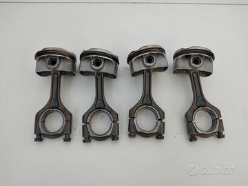 Aprilia RSV4 Factory 2011-2015 Pistoni e bielle km