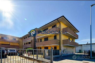 Appartamento di 65 m² con 2 locali e box auto a Cr