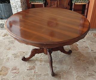 Tavolo rotondo allungabile (4-6 persone) in legno