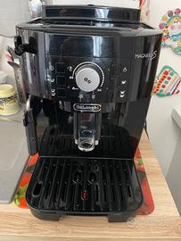 macchina caffè De Longhi Magnifica S