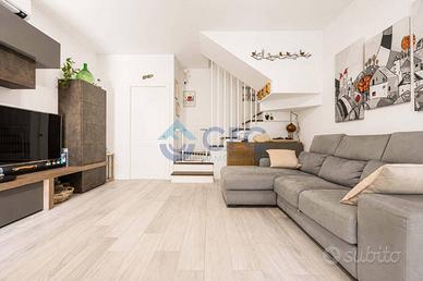 Villetta a schiera di 90 m² con 3 locali e box aut