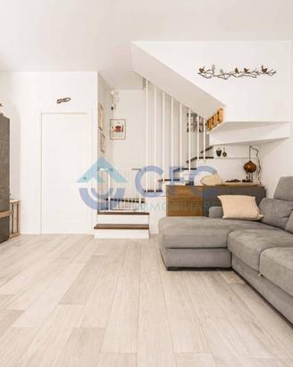Villetta a schiera di 90 m² con 3 locali e box aut