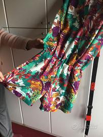 Vestito a pantaloncino