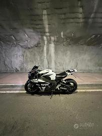 CBR 1000