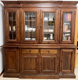 Mobile vetrina in legno di castagno