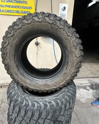 Gomme BF goodrich 33.12.R17