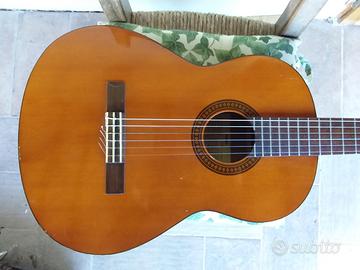 chitarra classica Yamaha G-228