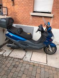 Piaggio x 9  500
