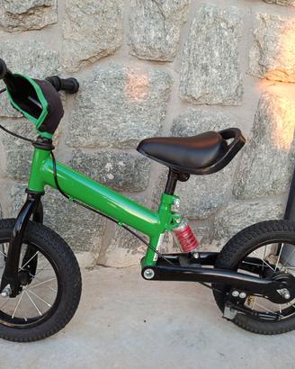 Bicicletta senza pedali