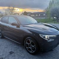 Alfa romeo Stelvio 2021