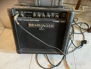 BEHRINGER Amplificatore per chitarra - VENDUTO