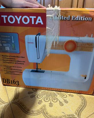 Macchina da cucire Toyota DB163 Limited Edition