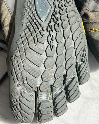 Vibram FiveFingers trek Ascent Insulated