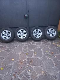 Pneumatici invernali e cerchioni Toyota Rav4 2006