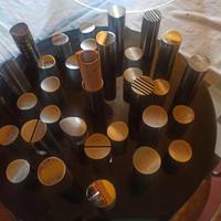 Scacchiera con pezzi in acciaio