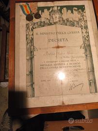 attestato militare con medaglie