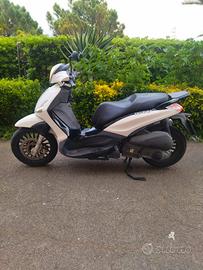 Beverly 125