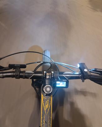 Bicicletta assistita MERIDA