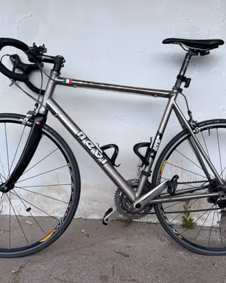 Bici da corsa NEVI Titanio 3Al-2.5V