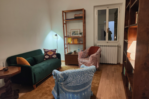 Stanza luminosa uso studio a Firenze