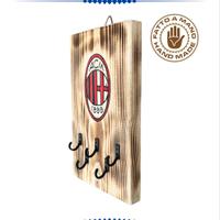 APPENDICHIAVI DA PARETE  IN LEGNO CON LOGO AC MILA