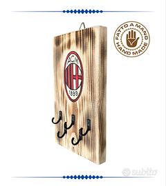 APPENDICHIAVI DA PARETE  IN LEGNO CON LOGO AC MILA