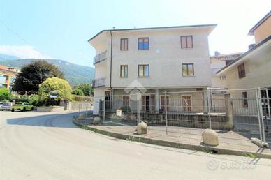 3 LOCALI A BORGOFRANCO D'IVREA