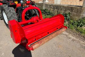 Trincia a mazze Sima T 180 Spostabile,780kg,giunto