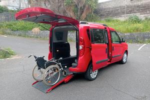 Fiat Doblo Pianale ribassato con rampa disabili in