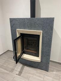 Camino a legna marca Palazzetti