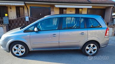 Opel Zafira b