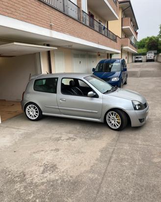 Clio rs 172