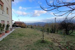 Casa indipendente di 260 m² con 4 locali e box aut