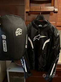Giacca e zaini Alpinestars e Helly Hansen.
