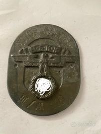 Un distintivo Motorstaffel N.S.K.K.