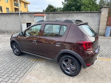 Dacia Sandero Stepway 0.9 TCe 12V TurboGPL neopate