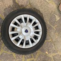 Gomme invernali Pirelli 16" complete di cerchioni