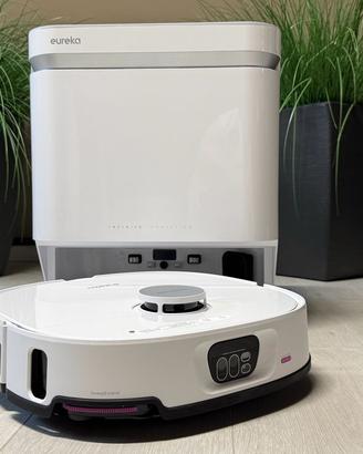 Robot lavapavimenti Eureka J15 Max Ultra MAI USATO