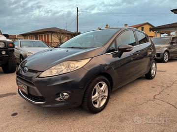 Ford Fiesta 1.4 TDCi 68CV 5 porte Titanium Neopate