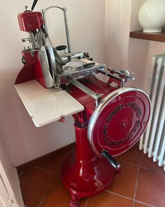 Affettatrice con piantana