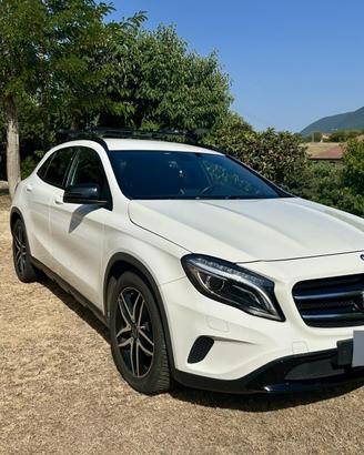 Mercedes-Benz GLA 200 d (cdi) Sport auto
