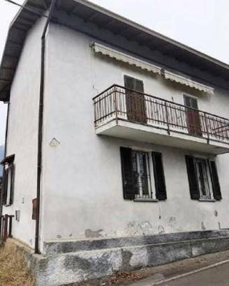 Immobile in asta di 208 m² a Sesto Calende
