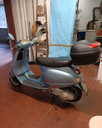 vespa et4 150