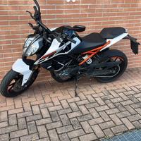 Ktm duke 125