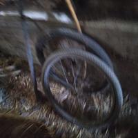 Asse e ruote a raggi per calesse