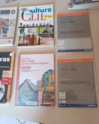 libri di testo per superiori 